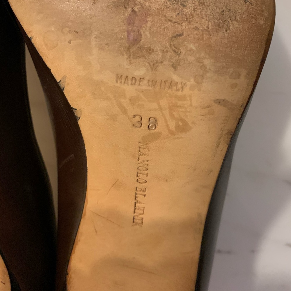 Manolo Blahnik Brown Leather Heels - Picture 7 of 8